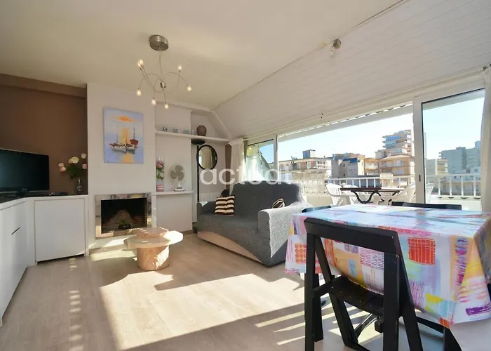 Апартаменти Atico C/ Iglesia *