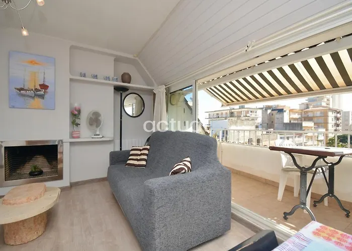 Atico C/ Iglesia Appartement