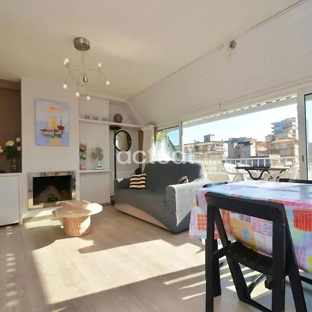 Apartment Atico C/ Iglesia *